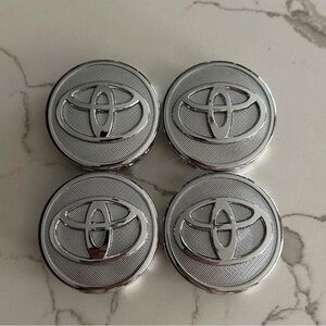 4x TOYOTA 57MM WHEEL RIM RIMS CENTER HUB CAP CAPS CHROME COROLLA PRIUS LOGO
